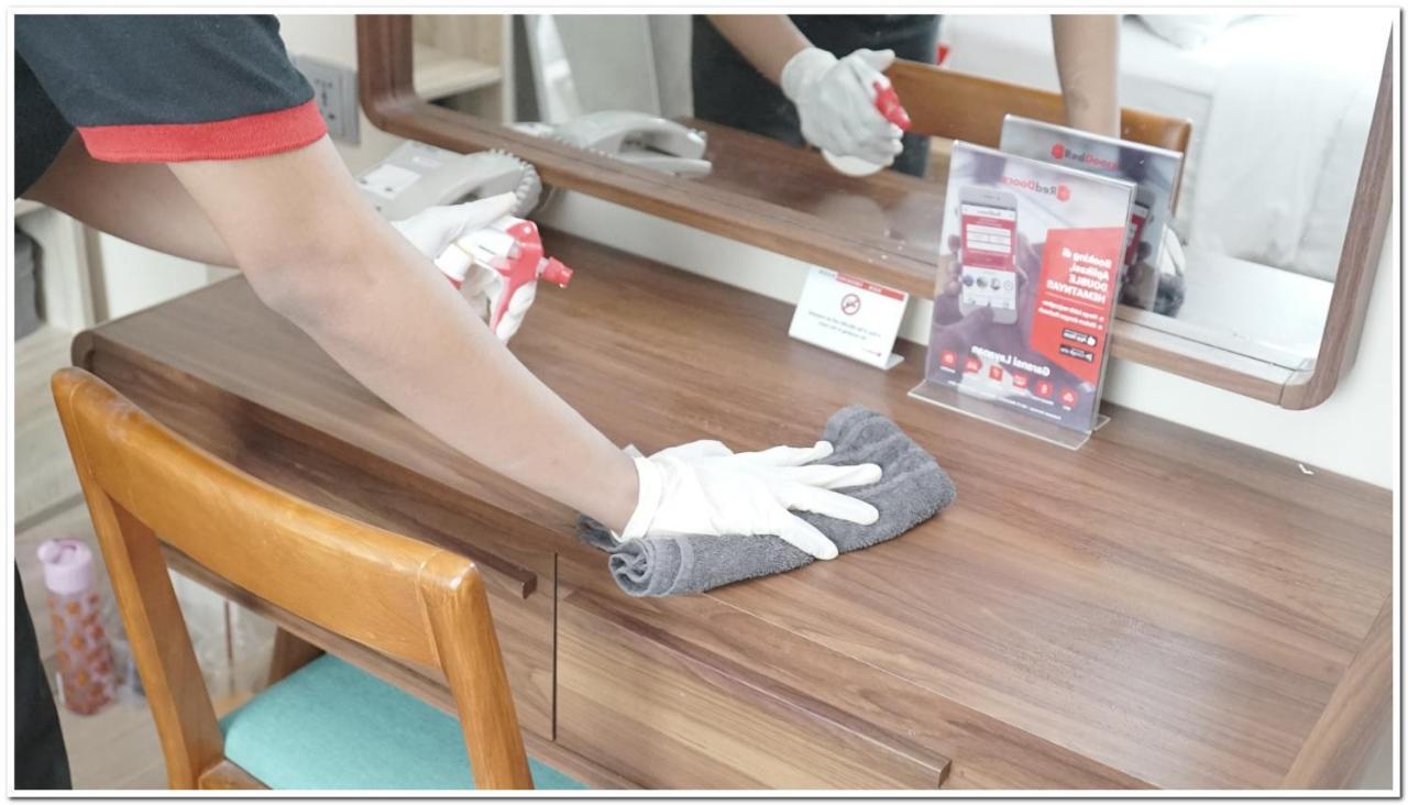 Reddoorz Plus Near Chadstone Mall Bekasi Ngoại thất bức ảnh