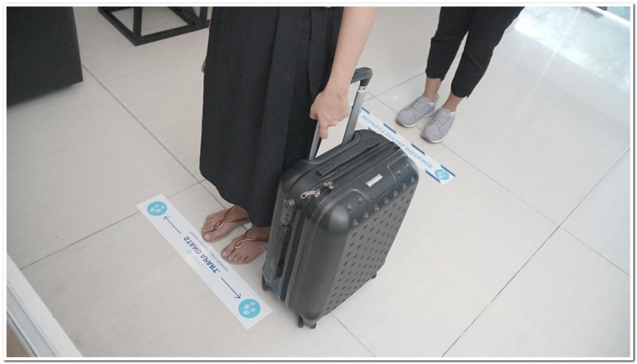 Reddoorz Plus Near Chadstone Mall Bekasi Ngoại thất bức ảnh