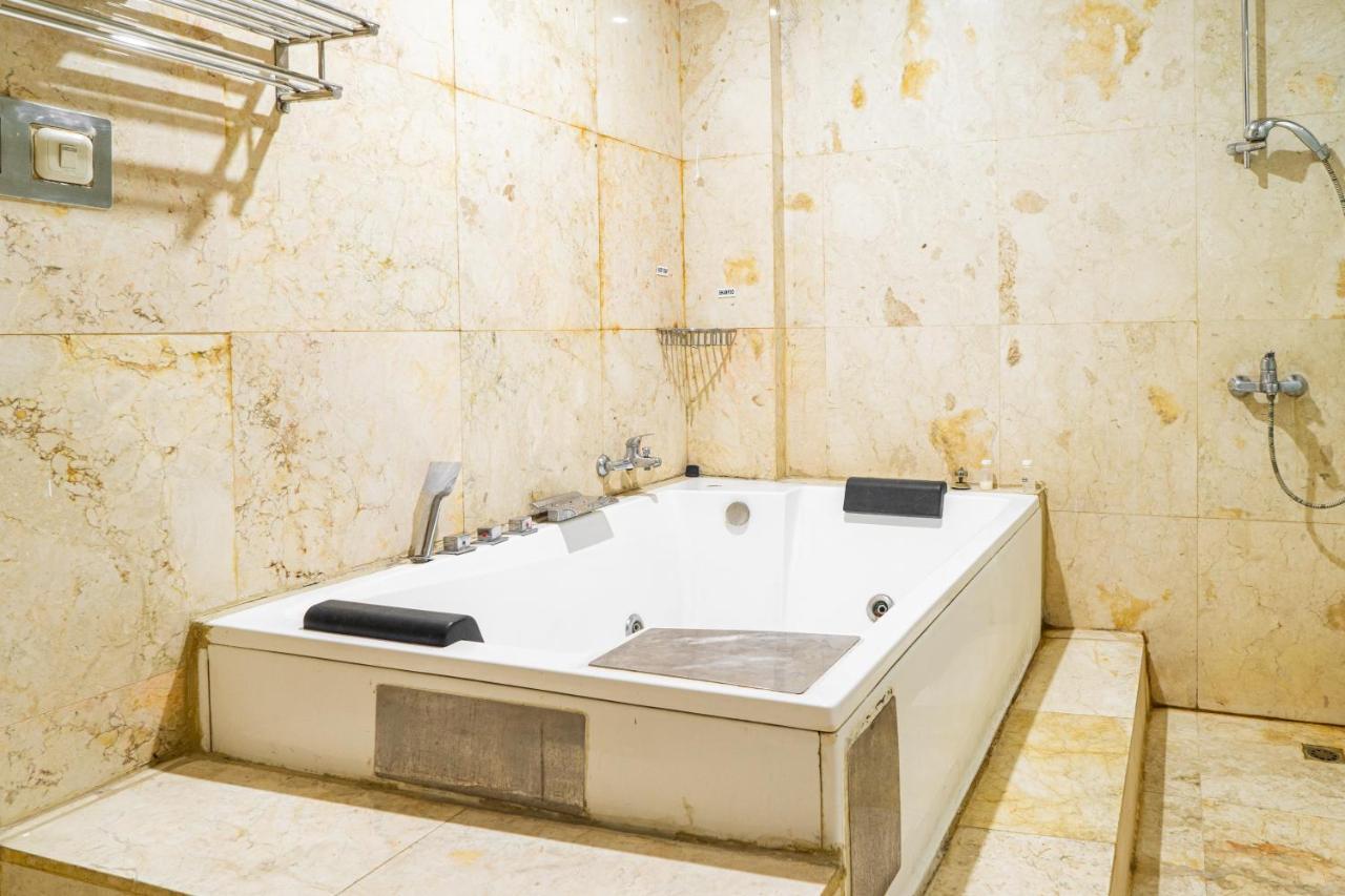 Reddoorz Plus Near Chadstone Mall Bekasi Ngoại thất bức ảnh